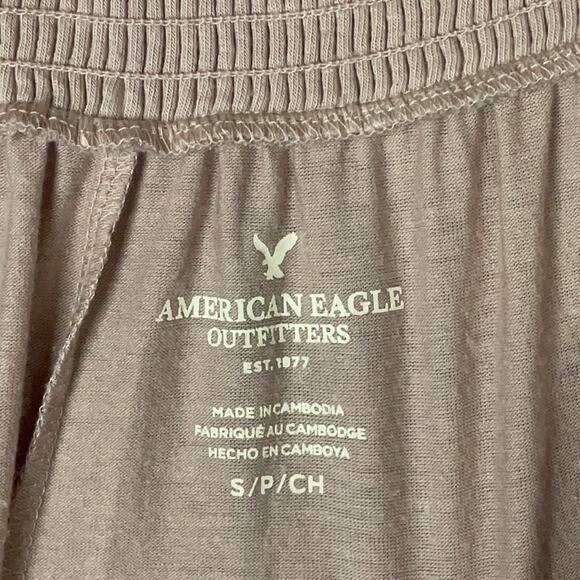 American Eagle Pale Pink Flutter Sleeve Smocked Top Size Small - Picture 5 of 9